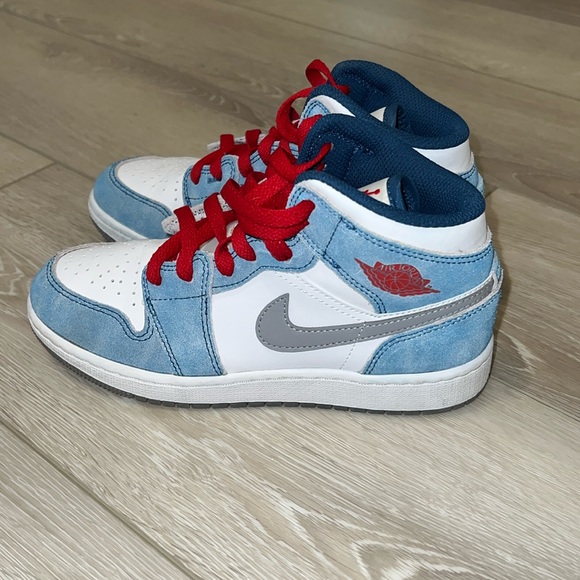 Nike Red white and blue air Jordan’s boys size 3.5